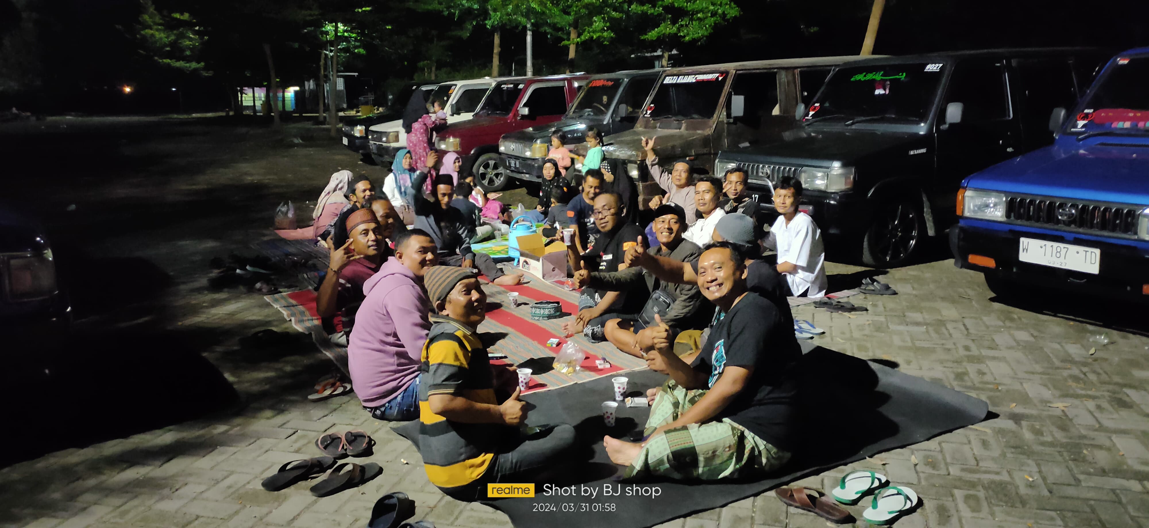 Kegiatan Wisata Religi dan Sahur On The Road 