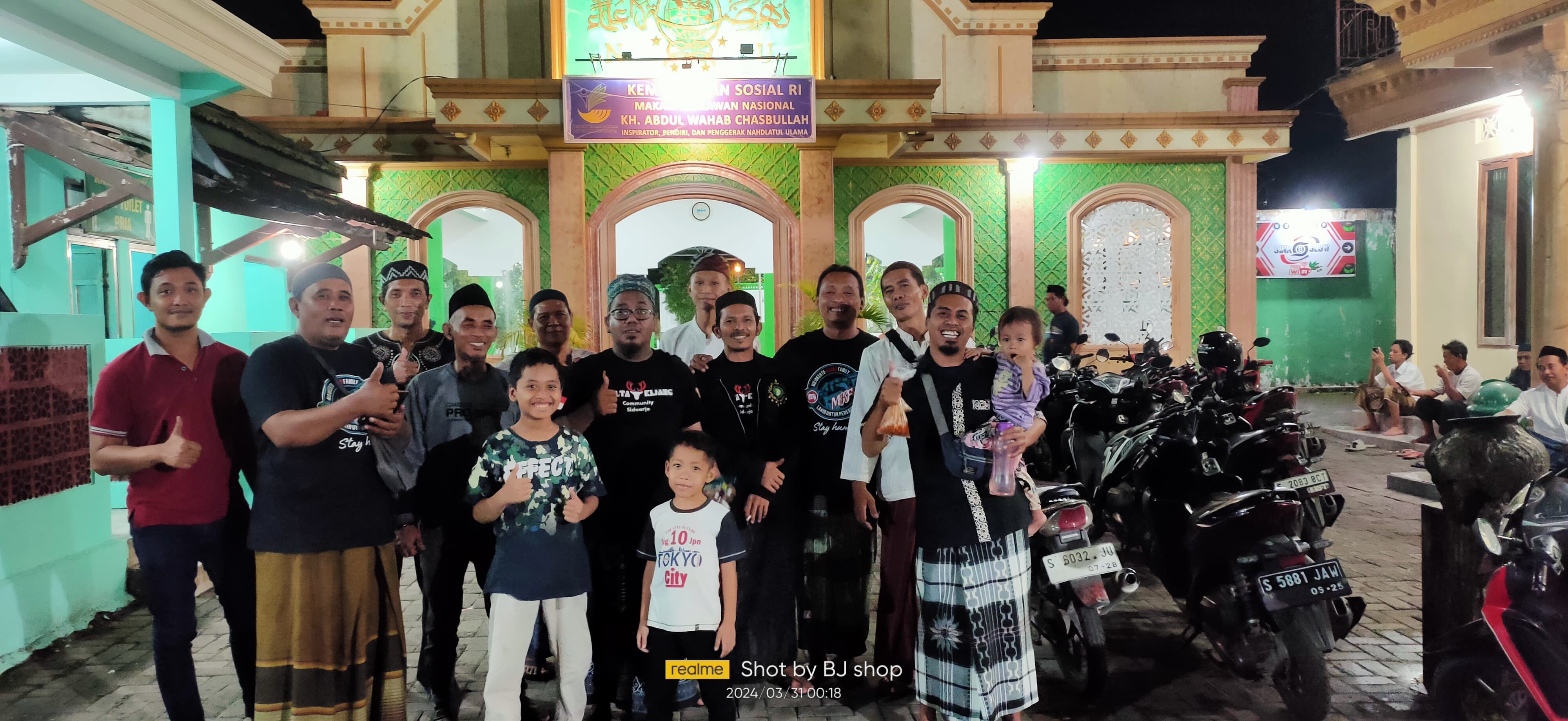 Kegiatan Wisata Religi dan Sahur On The Road 