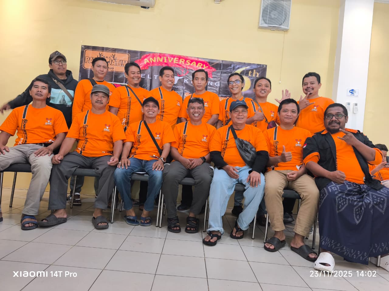 kumpul jam 8 ae ngeh